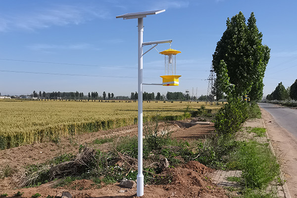 河南安陽雙全村智慧農(nóng)業(yè)氣象站安裝